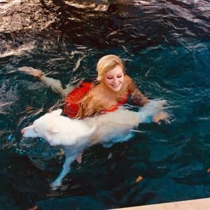 Meet your Posher, Chloe